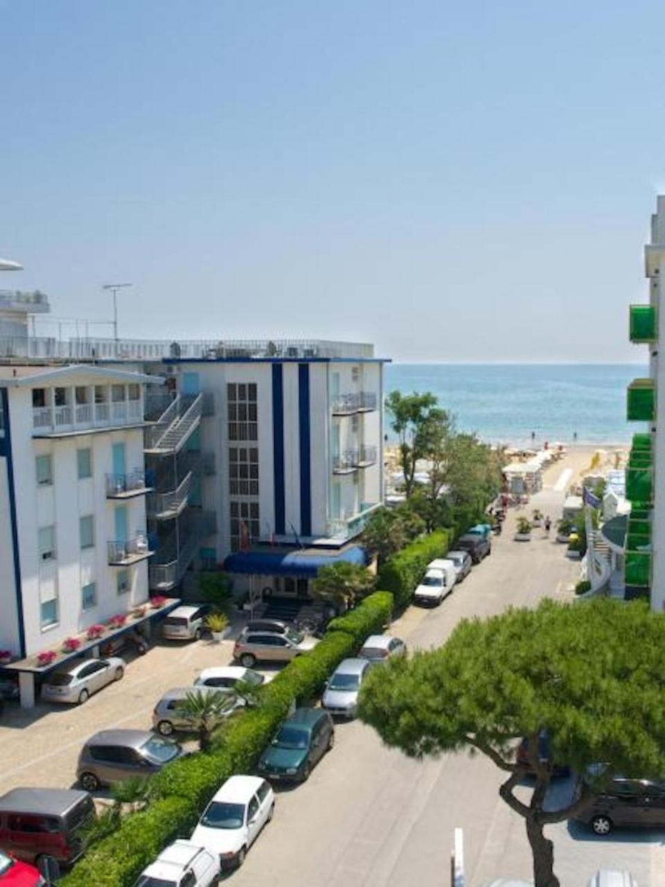 Hotel Palme Park & Beach Included Τζεσόλο Λίντο Εξωτερικό φωτογραφία